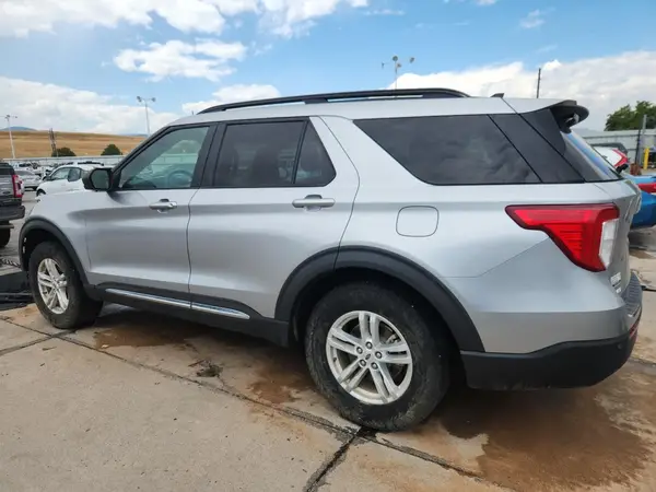 1FMSK8DH8MGA62188 2021 FORD EXPLORER - Image 2
