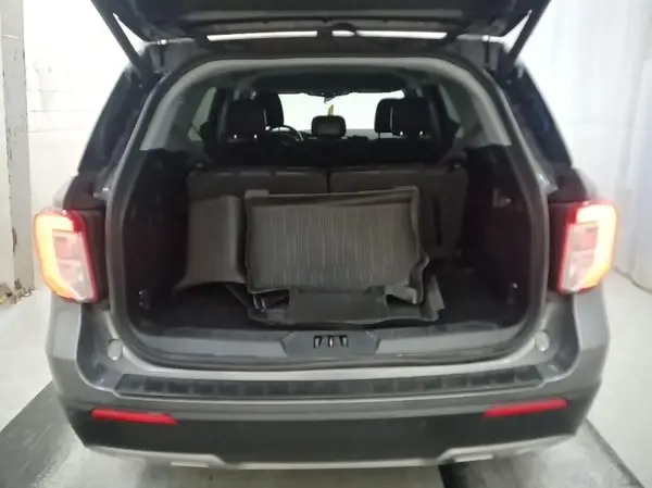 1FMSK8DH8MGA65740 2021 FORD EXPLORER - Image 1
