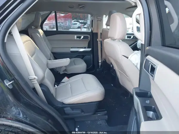 1FMSK8DH8MGB09705 2021 FORD EXPLORER - Image 8