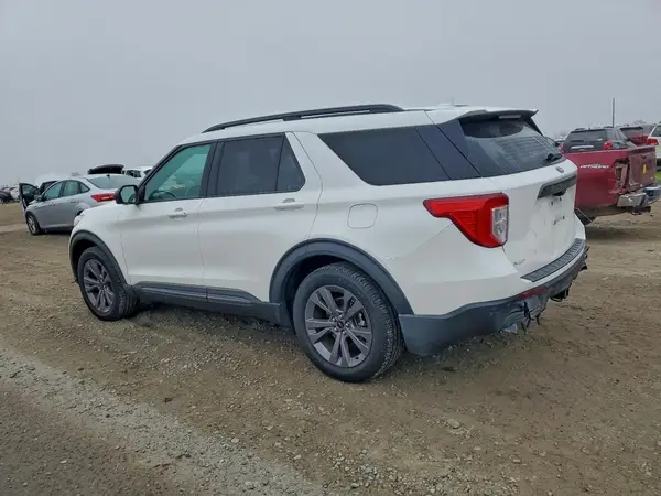 1FMSK8DH8MGC41363 2021 FORD EXPLORER - Image 2