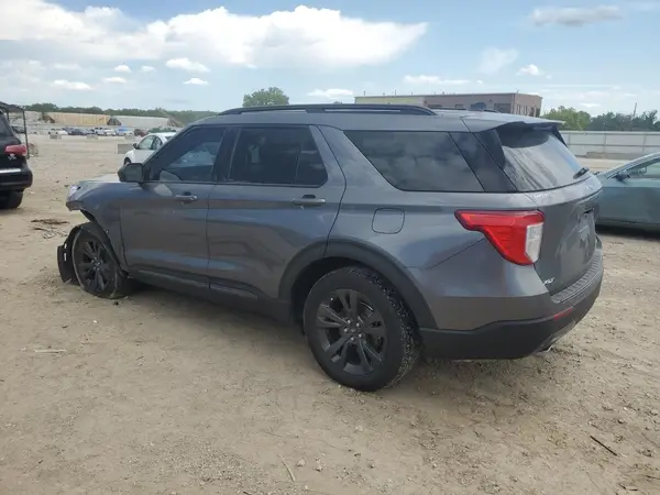 1FMSK8DH8MGC45817 2021 FORD EXPLORER - Image 2