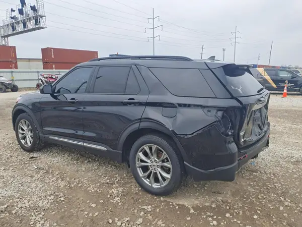 1FMSK8DH8NGA01229 2022 FORD EXPLORER - Image 2