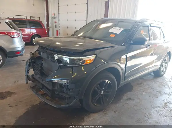 1FMSK8DH8NGA22856 2022 FORD EXPLORER - Image 2