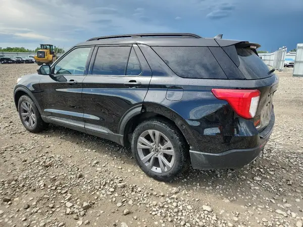 1FMSK8DH8NGA96763 2022 FORD EXPLORER - Image 2