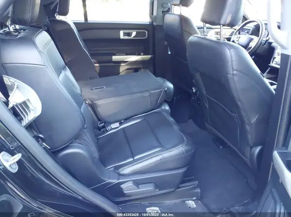 1FMSK8DH8NGB14131 2022 FORD EXPLORER - Image 8