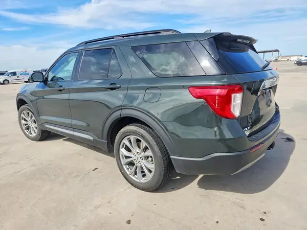 1FMSK8DH8NGB28935 2022 FORD EXPLORER - Image 2