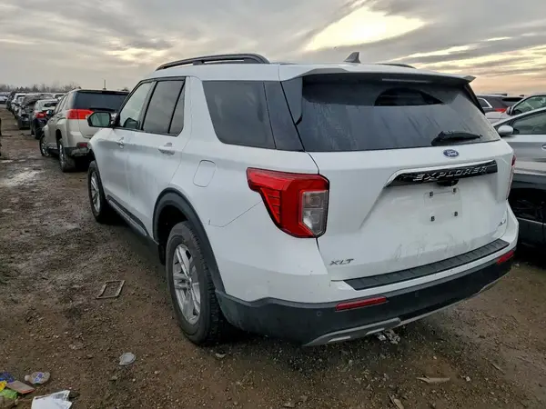 1FMSK8DH8NGB33567 2022 FORD EXPLORER - Image 2