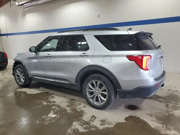 1FMSK8DH8NGB56511 2022 FORD EXPLORER - Image 2