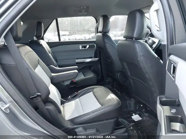 1FMSK8DH8NGB66102 2022 FORD EXPLORER - Image 8