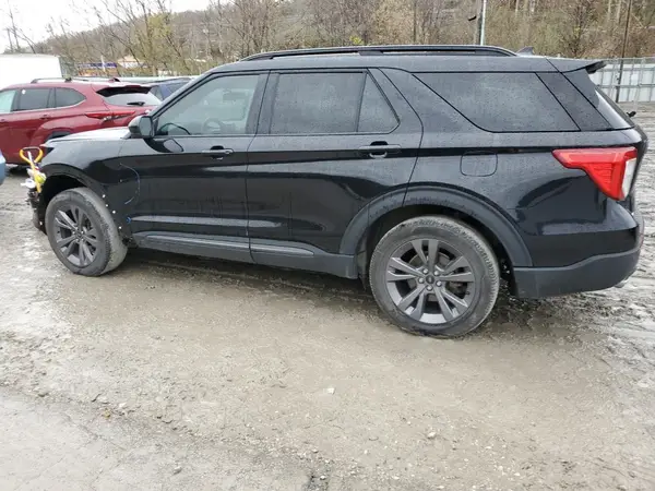 1FMSK8DH8NGB95020 2022 FORD EXPLORER - Image 2