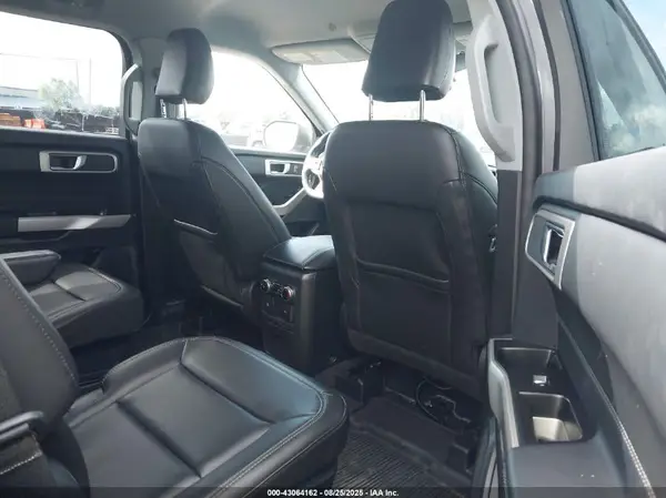 1FMSK8DH8NGC02323 2022 FORD EXPLORER - Image 8