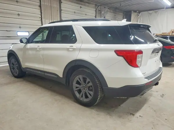 1FMSK8DH8NGC04671 2022 FORD EXPLORER - Image 2