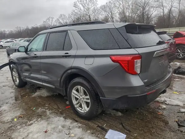 1FMSK8DH8NGC10499 2022 FORD EXPLORER - Image 2