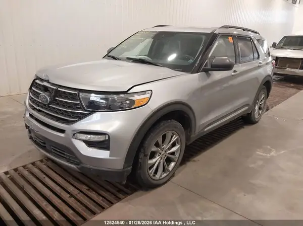 1FMSK8DH8PGA44777 2023 FORD EXPLORER - Image 2