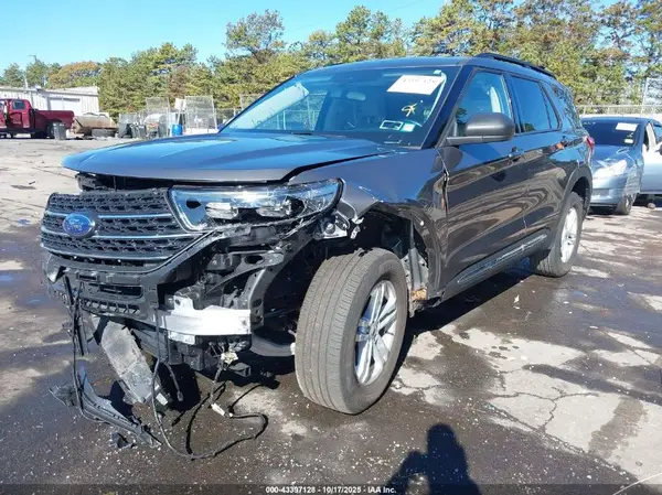 1FMSK8DH8PGB54566 2023 FORD EXPLORER - Image 2