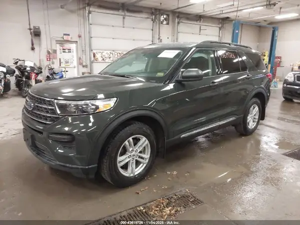 1FMSK8DH8RGA10860 2024 FORD EXPLORER - Image 2