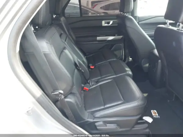 1FMSK8DH8RGA30882 2024 FORD EXPLORER - Image 8