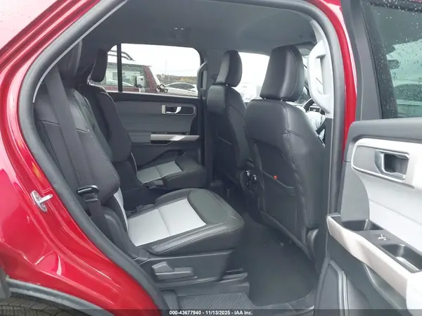 1FMSK8DH8RGA37346 2024 FORD EXPLORER - Image 8