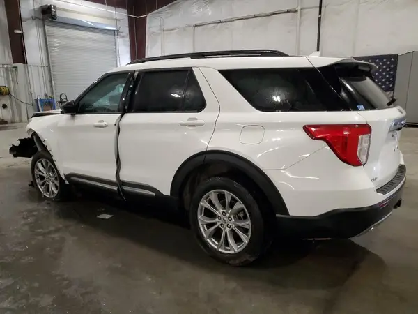 1FMSK8DH8RGA46466 2024 FORD EXPLORER - Image 2