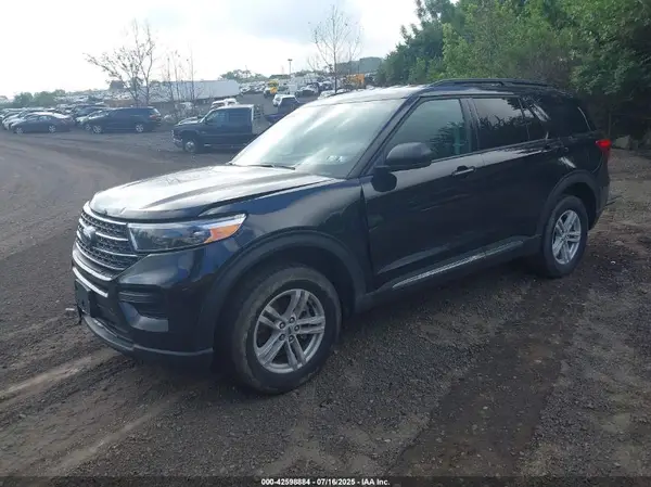 1FMSK8DH8RGA59167 2024 FORD EXPLORER - Image 2