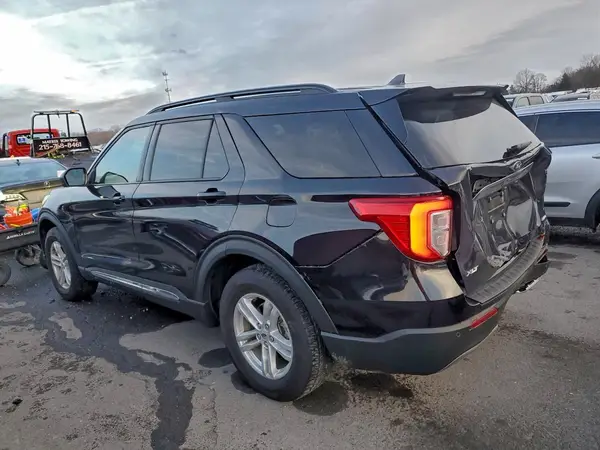 1FMSK8DH8RGA89799 2024 FORD EXPLORER - Image 2