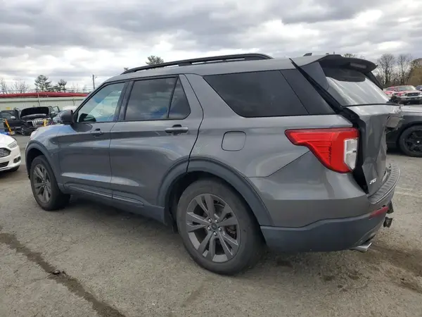 1FMSK8DH9MGA26140 2021 FORD EXPLORER - Image 2