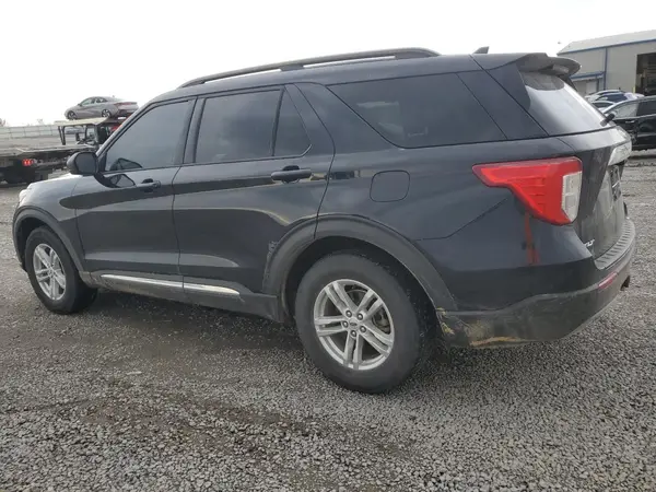 1FMSK8DH9MGA29085 2021 FORD EXPLORER - Image 2