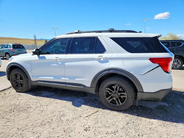 1FMSK8DH9MGA71675 2021 FORD EXPLORER - Image 2