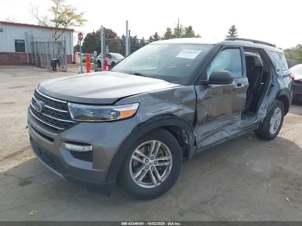 1FMSK8DH9MGB14590 2021 FORD EXPLORER - Image 2