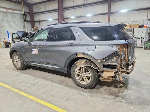 1FMSK8DH9MGB38940 2021 FORD EXPLORER - Image 2