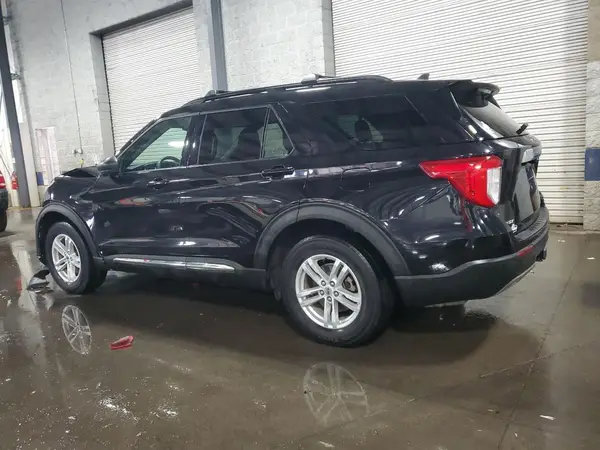 1FMSK8DH9MGB79598 2021 FORD EXPLORER - Image 2