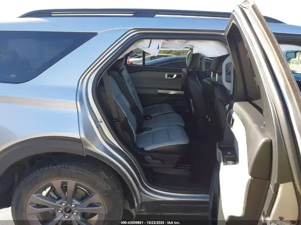 1FMSK8DH9MGC10025 2021 FORD EXPLORER - Image 8