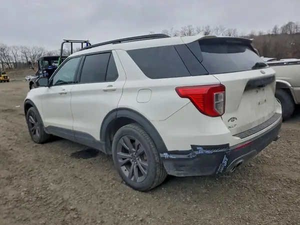 1FMSK8DH9MGC11529 2021 FORD EXPLORER - Image 2
