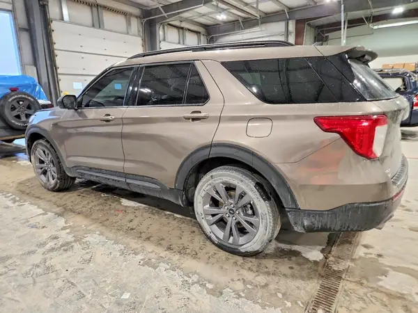 1FMSK8DH9MGC13068 2021 FORD EXPLORER - Image 2