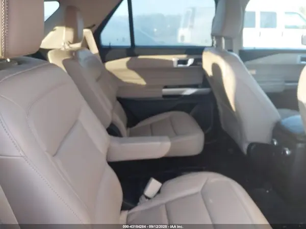 1FMSK8DH9MGC38021 2021 FORD EXPLORER - Image 8