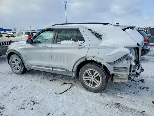 1FMSK8DH9MGC38388 2021 FORD EXPLORER - Image 2