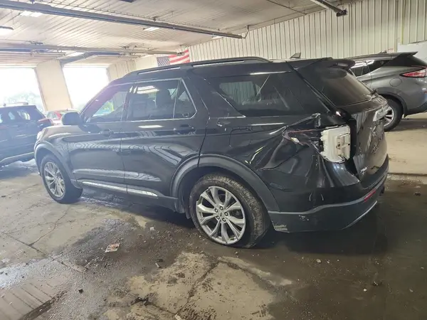 1FMSK8DH9MGC41937 2021 FORD EXPLORER - Image 2