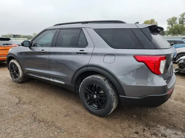 1FMSK8DH9MGC47348 2021 FORD EXPLORER - Image 2
