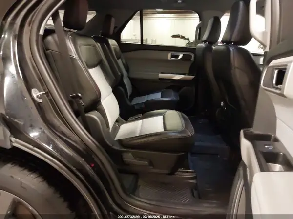 1FMSK8DH9NGA05886 2022 FORD EXPLORER - Image 8