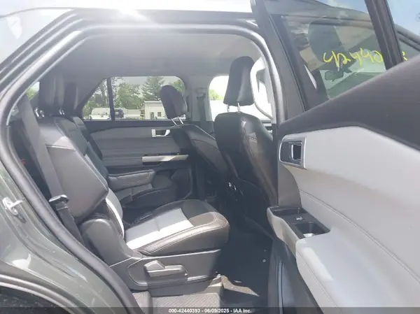 1FMSK8DH9NGA27998 2022 FORD EXPLORER - Image 8