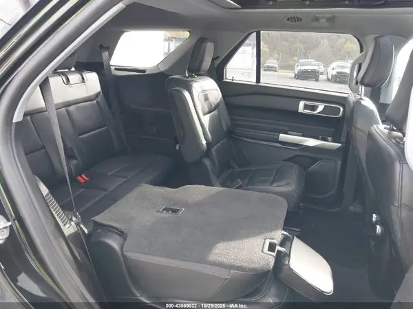 1FMSK8DH9NGB25512 2022 FORD EXPLORER - Image 8
