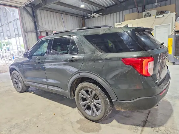 1FMSK8DH9NGB54539 2022 FORD EXPLORER - Image 2