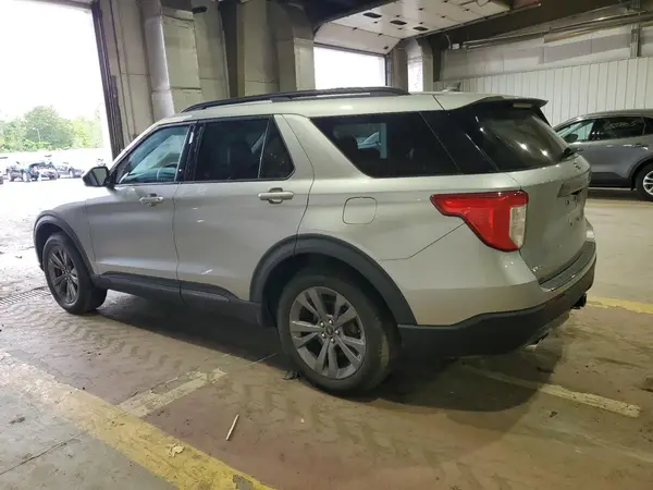 1FMSK8DH9NGB63564 2022 FORD EXPLORER - Image 2