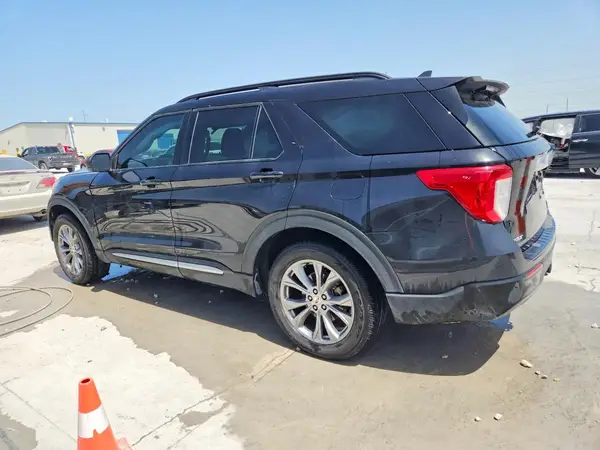 1FMSK8DH9NGB72328 2022 FORD EXPLORER - Image 2