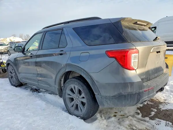 1FMSK8DH9NGB92871 2022 FORD EXPLORER - Image 2