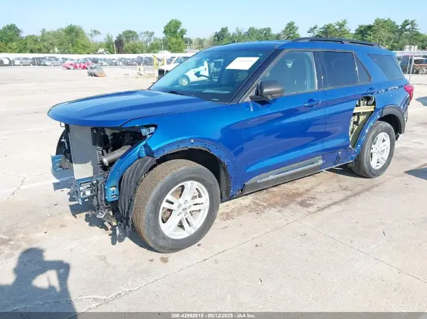 1FMSK8DH9NGB99660 2022 FORD EXPLORER - Image 2