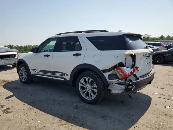 1FMSK8DH9NGC15033 2022 FORD EXPLORER - Image 2