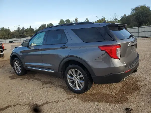 1FMSK8DH9NGC15503 2022 FORD EXPLORER - Image 2