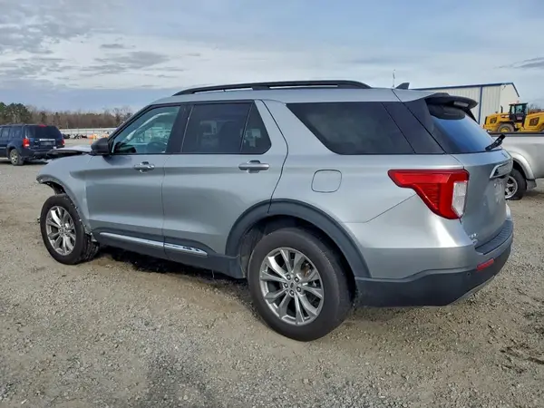 1FMSK8DH9NGC41938 2022 FORD EXPLORER - Image 2