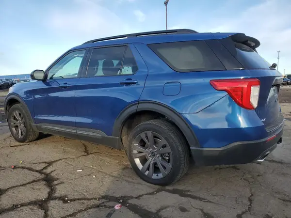 1FMSK8DH9NGC48551 2022 FORD EXPLORER - Image 2
